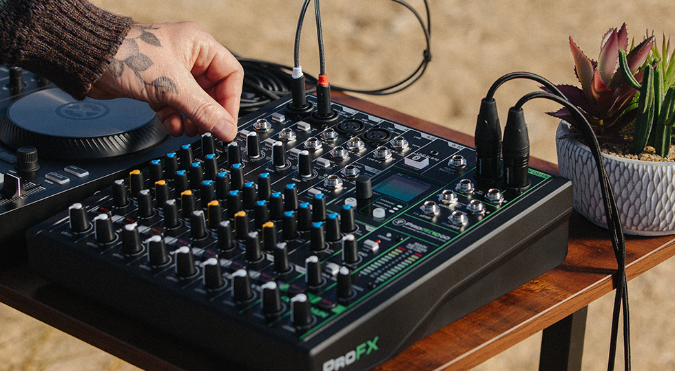 ProFX10 GO | Live Sound | Battery Powered | MACKIE